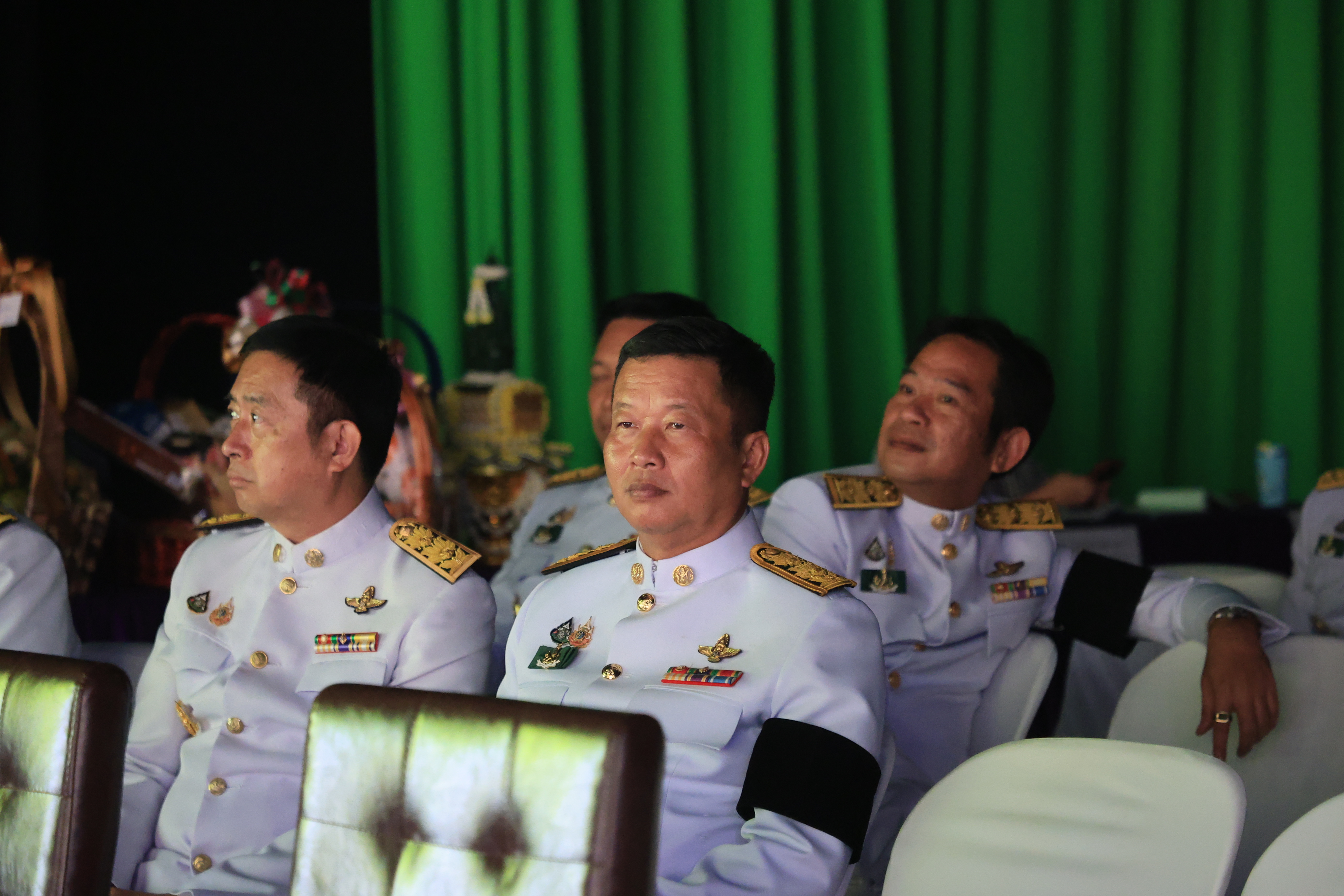 title - คณะผู้บริหาร ส.ป.ก. บันทึกเทปถวายพระพรชัยมงคล เนื่องในโอกาสมหามงคลเฉลิมพระชนมพรรษา 74 พรรษา พระบาทสมเด็จพระปรเมนทรรามาธิบดีศรีสินทร มหาวชิราลงกรณ พระวชิรเกล้าเจ้าอยู่หัว